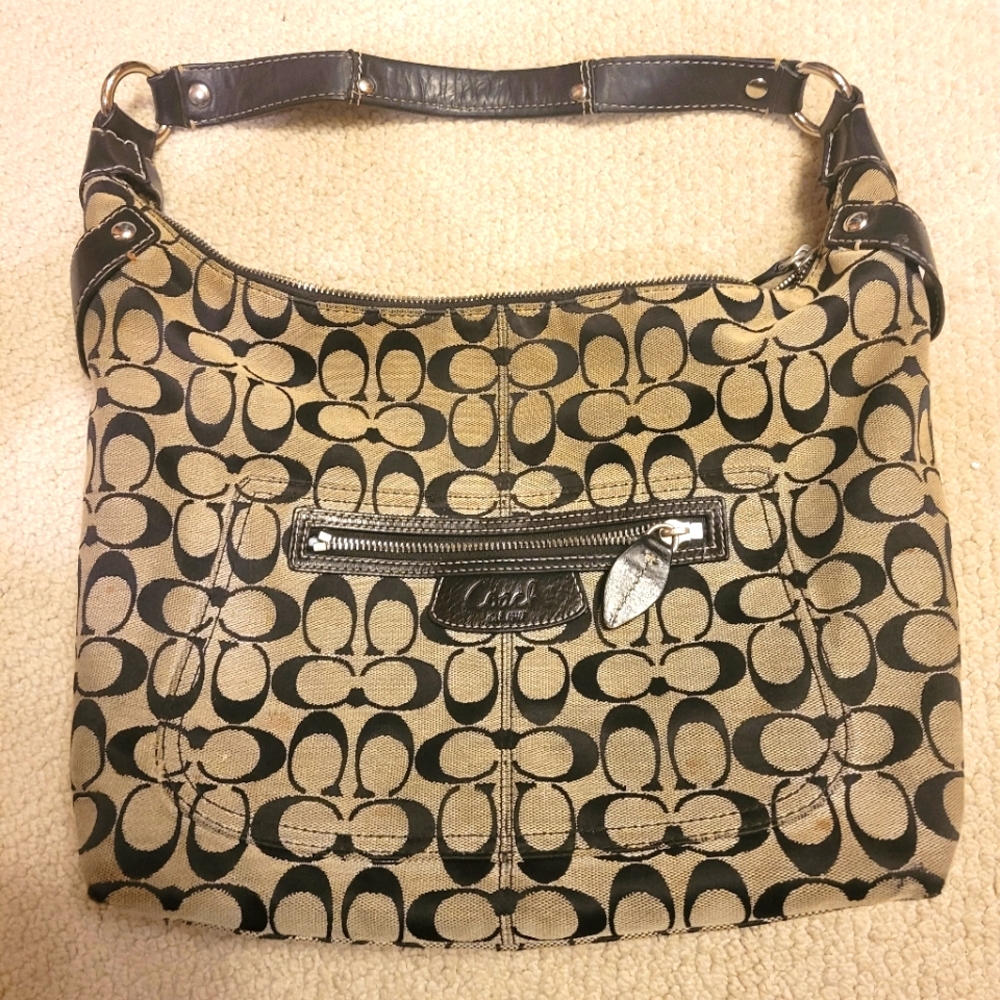 Couch purse
